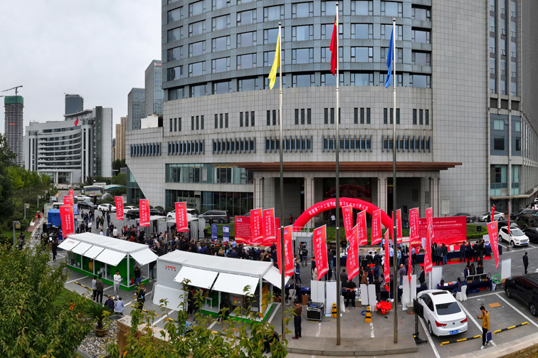 2023年二十二屆全國清洗論壇-外場(chǎng)演示1縮小.jpg 2023年二十二屆全國清洗論壇-外場(chǎng)演示1縮小.jpg